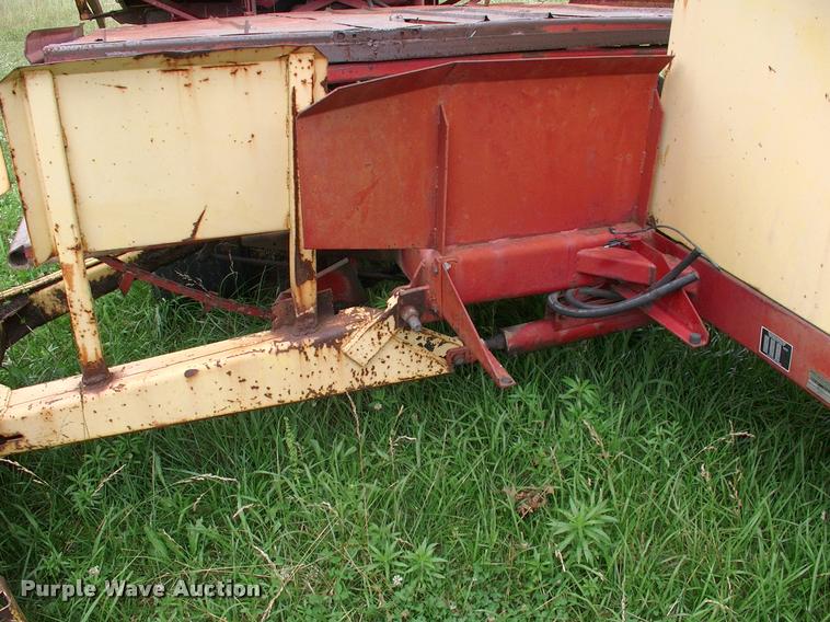 image for item DK9696 New Holland Stack Cruiser 1069 bale wagon