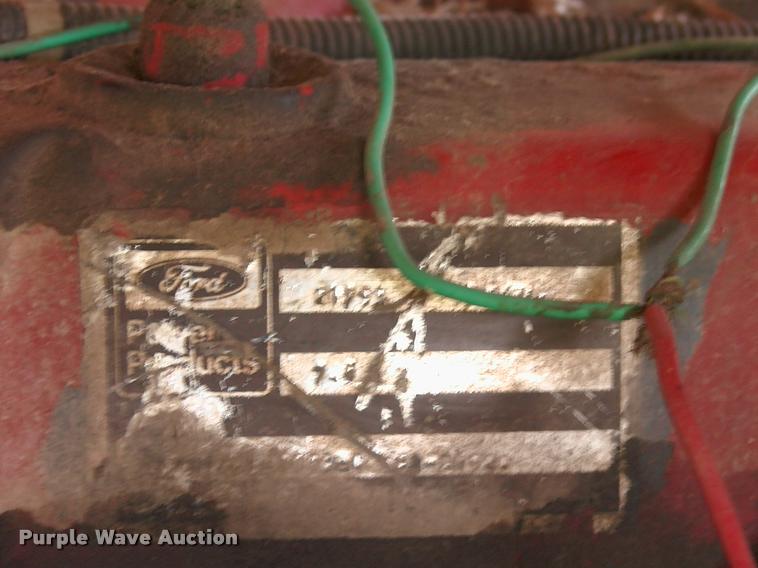 image for item DK9696 New Holland Stack Cruiser 1069 bale wagon