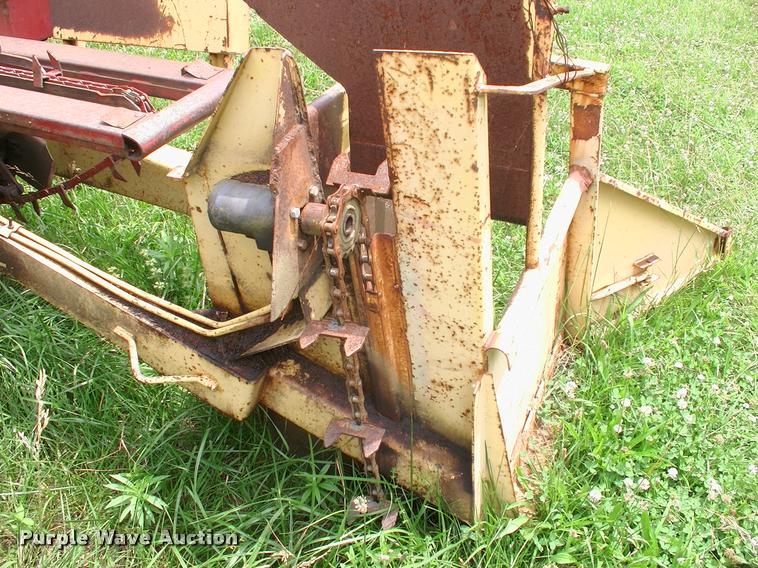 image for item DK9696 New Holland Stack Cruiser 1069 bale wagon