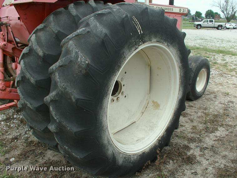 image for item DK9712 Allis Chalmers D21 tractor