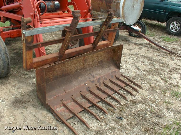 image for item DK9715 Allis Chalmers 190 tractor