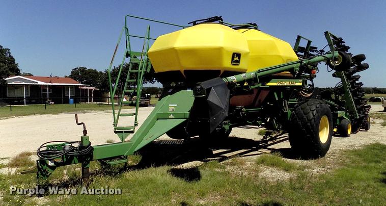 image for item DK9970 2000 John Deere 1860 no-till air seeder