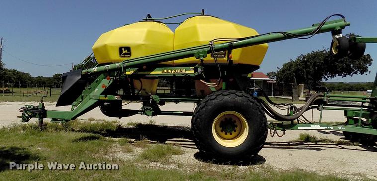 image for item DK9970 2000 John Deere 1860 no-till air seeder