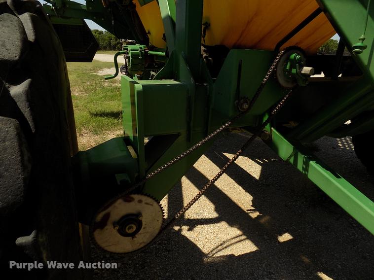 image for item DK9970 2000 John Deere 1860 no-till air seeder