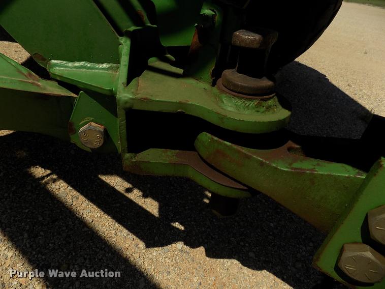 image for item DK9970 2000 John Deere 1860 no-till air seeder