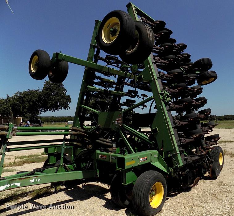 image for item DK9970 2000 John Deere 1860 no-till air seeder