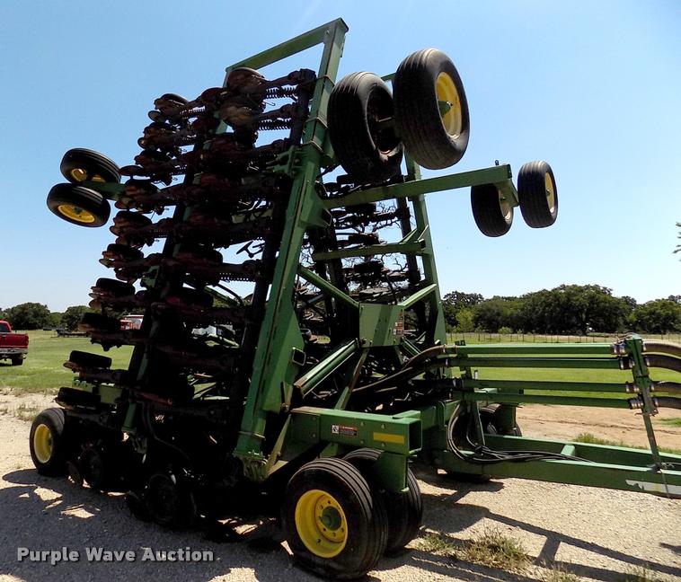 image for item DK9970 2000 John Deere 1860 no-till air seeder