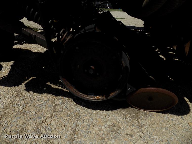 image for item DK9970 2000 John Deere 1860 no-till air seeder