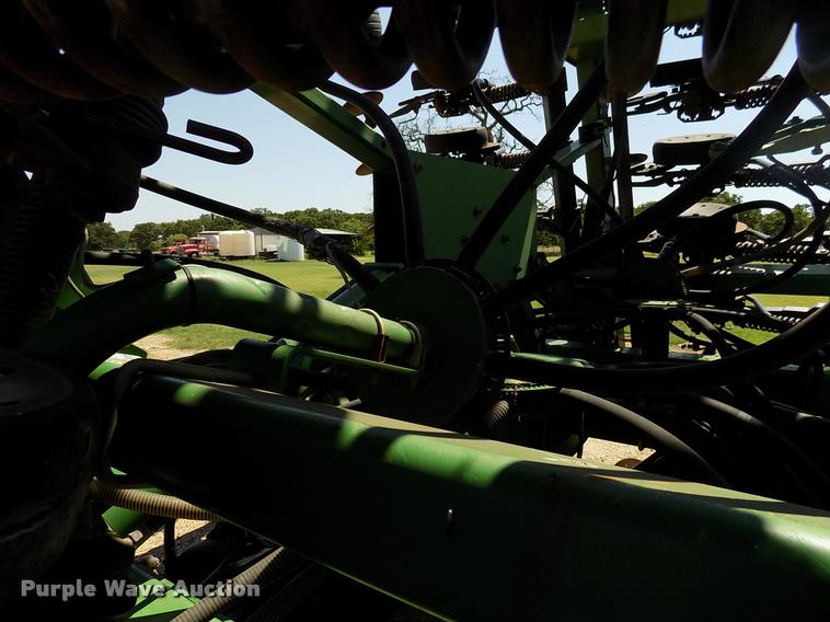 image for item DK9970 2000 John Deere 1860 no-till air seeder