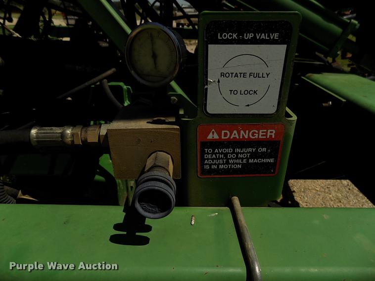 image for item DK9970 2000 John Deere 1860 no-till air seeder