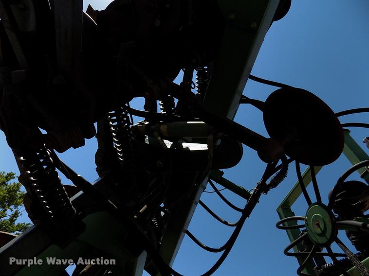 image for item DK9970 2000 John Deere 1860 no-till air seeder