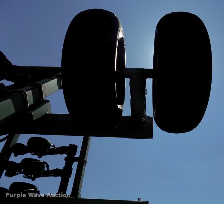 image for item DK9970 2000 John Deere 1860 no-till air seeder