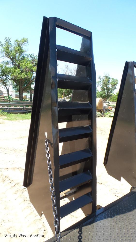 image for item DR9742 1995 Belshe equipment trailer