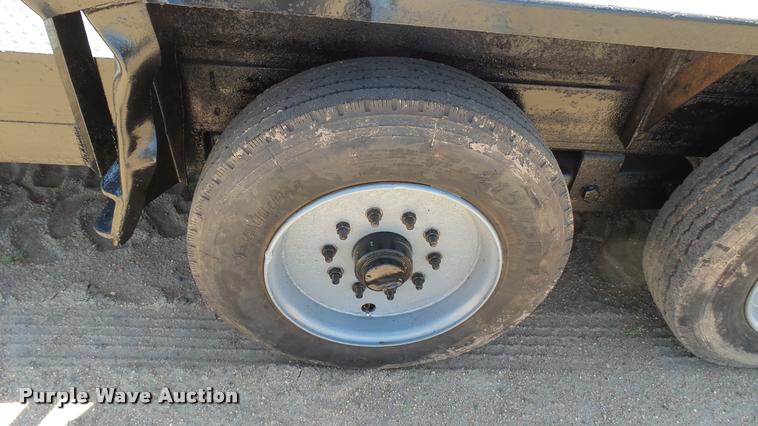 image for item DR9742 1995 Belshe equipment trailer