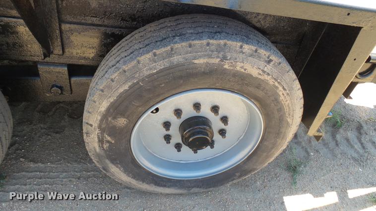 image for item DR9742 1995 Belshe equipment trailer