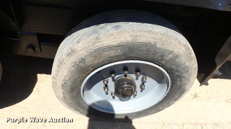 image for item DR9742 1995 Belshe equipment trailer