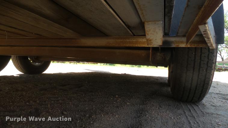 image for item DR9743 2006 Travalong enclosed equipment trailer