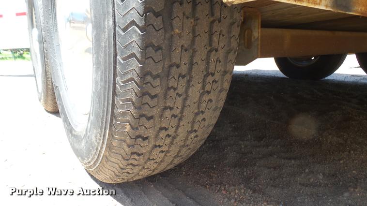 image for item DR9743 2006 Travalong enclosed equipment trailer