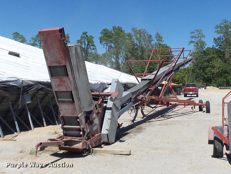 image for item G1085 2007 Hutchinson conveyor