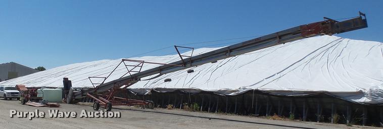 image for item G1085 2007 Hutchinson conveyor