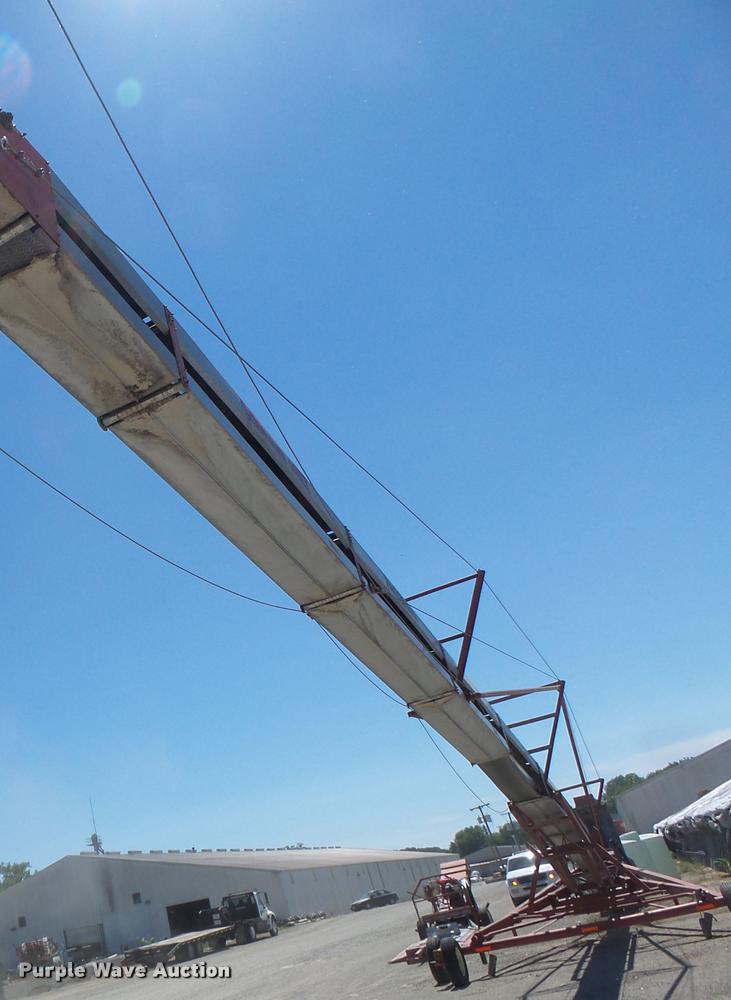 image for item G1085 2007 Hutchinson conveyor