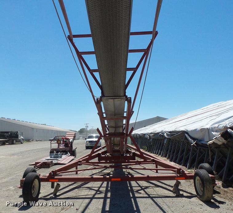 image for item G1085 2007 Hutchinson conveyor