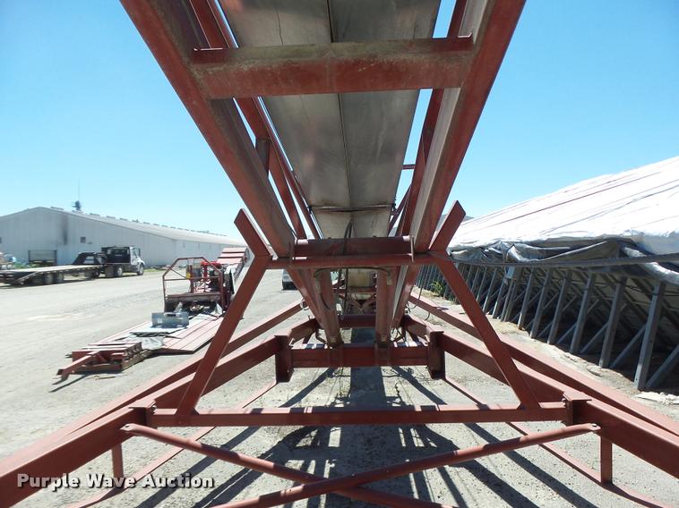 image for item G1085 2007 Hutchinson conveyor