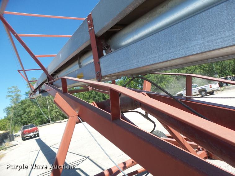 image for item G1085 2007 Hutchinson conveyor
