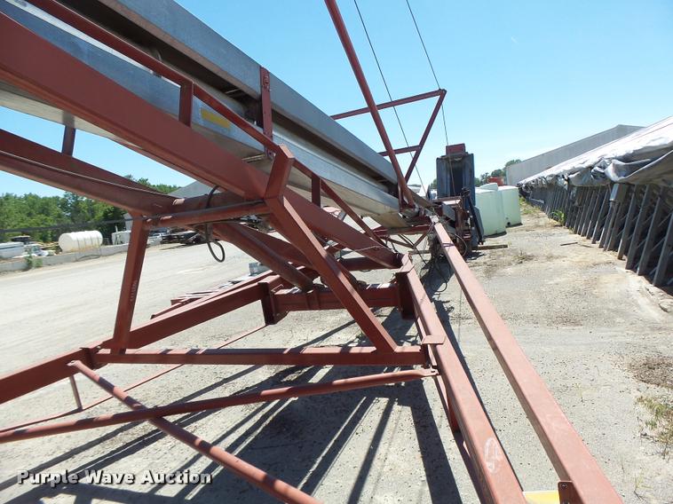 image for item G1085 2007 Hutchinson conveyor