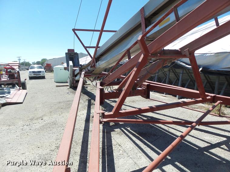 image for item G1085 2007 Hutchinson conveyor