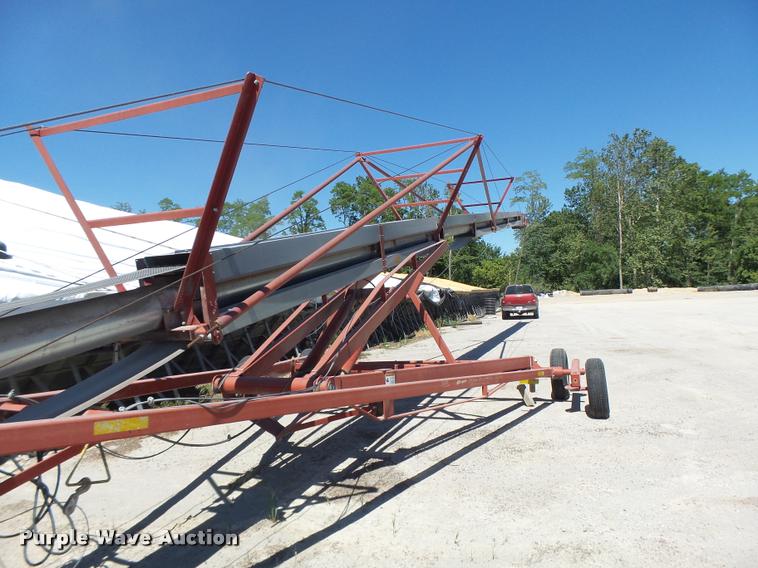 image for item G1085 2007 Hutchinson conveyor