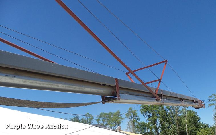 image for item G1085 2007 Hutchinson conveyor