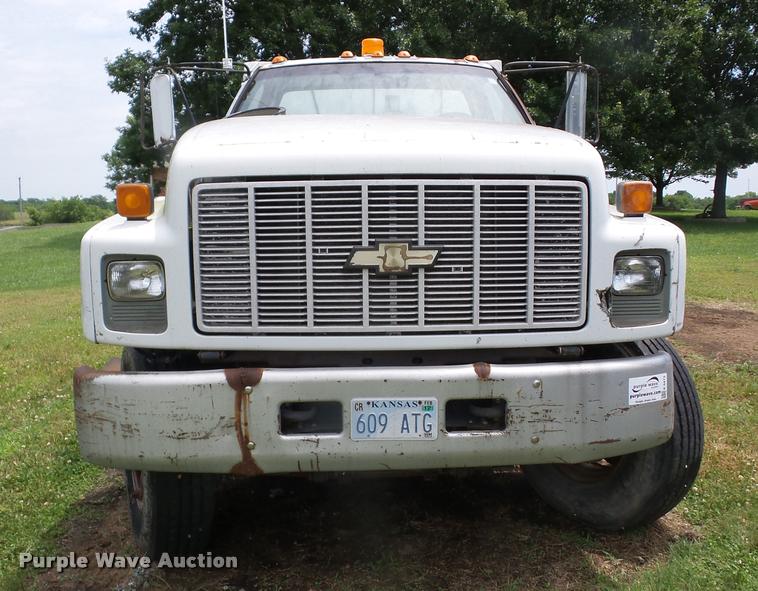 image for item K6473 1990 Chevrolet Kodiak applicator truck