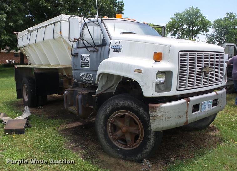 image for item K6473 1990 Chevrolet Kodiak applicator truck