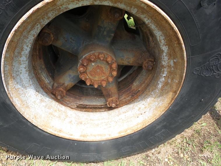 image for item K6473 1990 Chevrolet Kodiak applicator truck