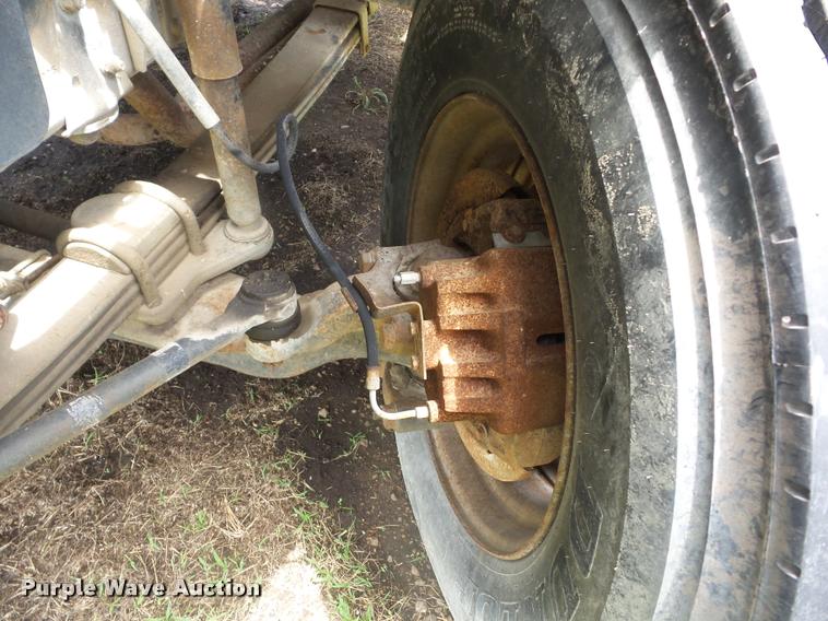 image for item K6473 1990 Chevrolet Kodiak applicator truck