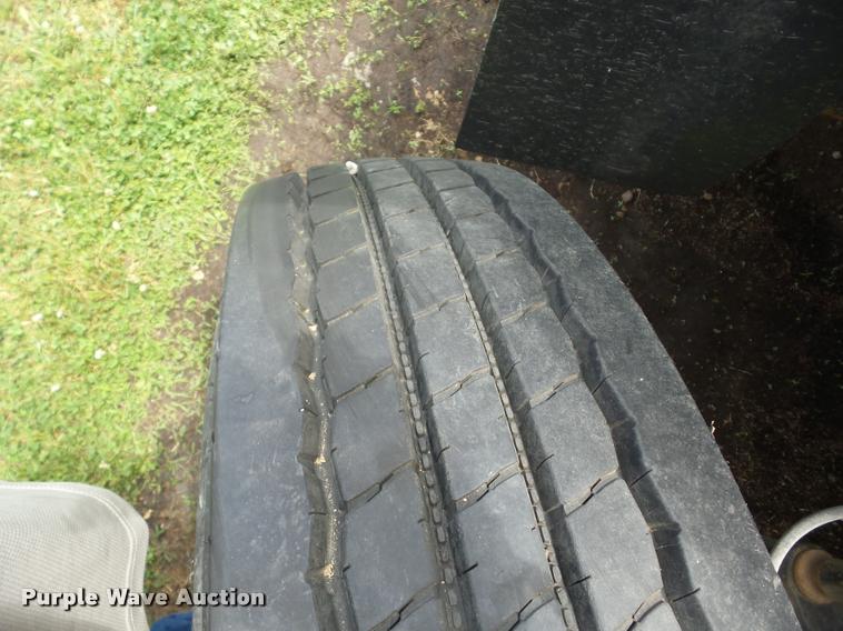 image for item K6473 1990 Chevrolet Kodiak applicator truck