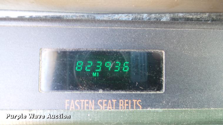 image for item DA1095 2003 Freightliner Columbia semi truck