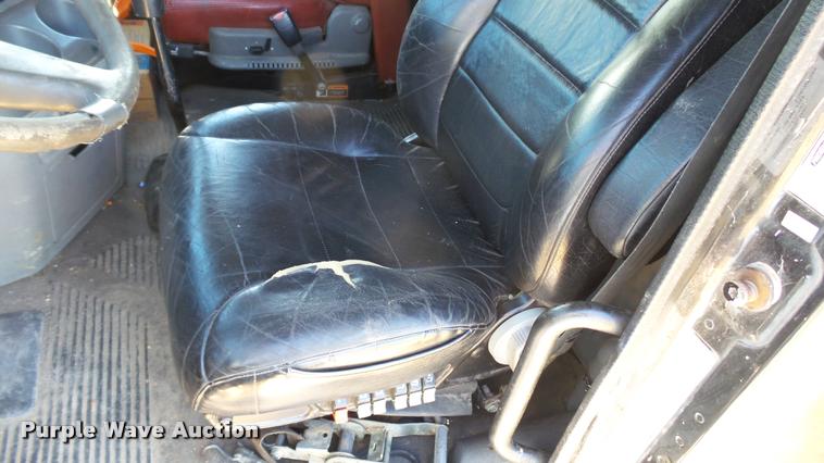 image for item DA1096 2003 Freightliner Columbia semi truck