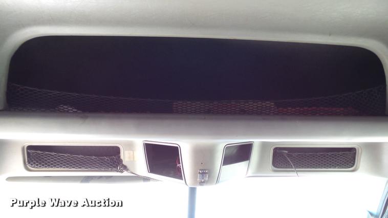 image for item DA1096 2003 Freightliner Columbia semi truck