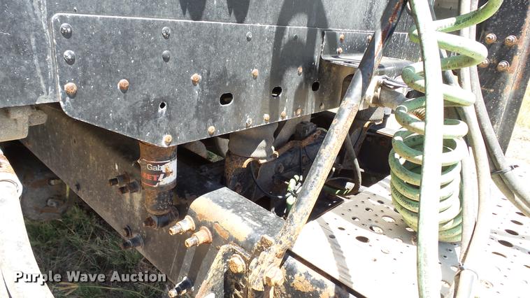 image for item DA1096 2003 Freightliner Columbia semi truck