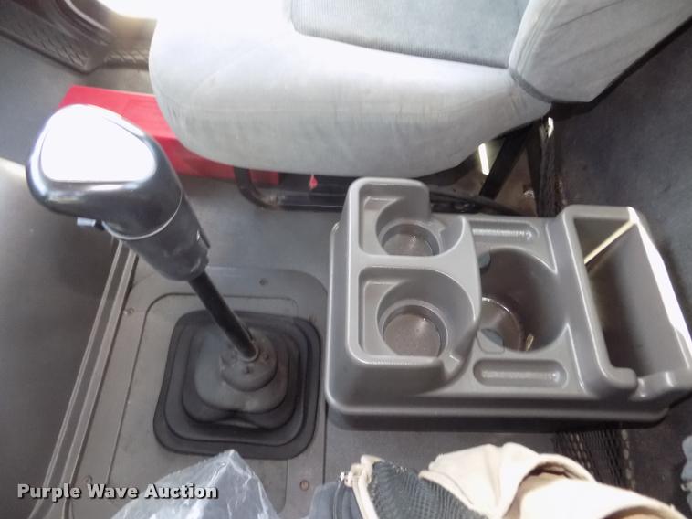 image for item DA3029 2006 Sterling A9500 semi truck