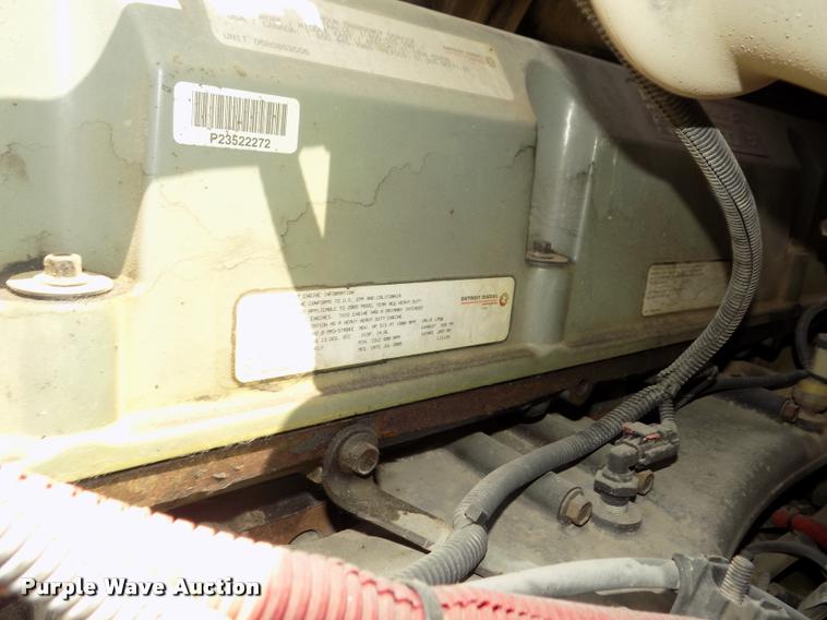 image for item DA3029 2006 Sterling A9500 semi truck