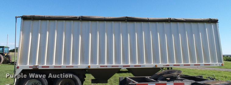 image for item DA6183 2005 Shop built double hopper grain trailer
