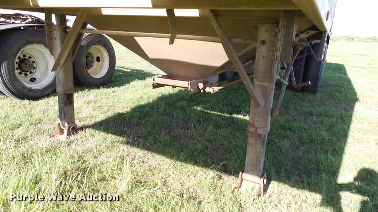 image for item DA6183 2005 Shop built double hopper grain trailer