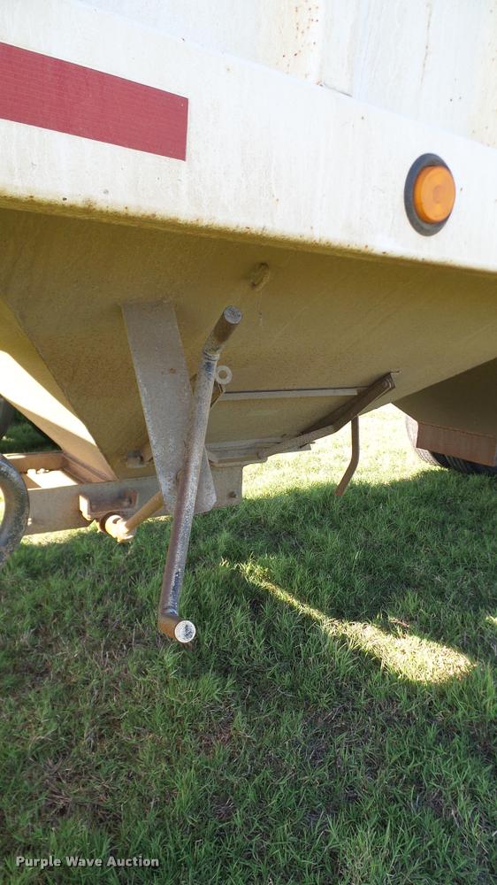 image for item DA6183 2005 Shop built double hopper grain trailer