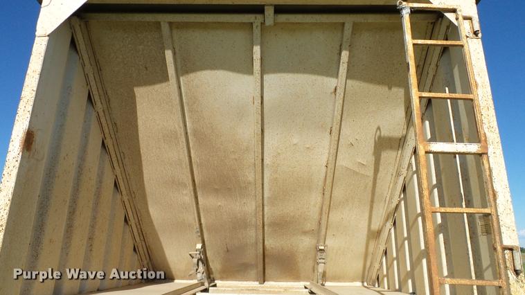 image for item DA6183 2005 Shop built double hopper grain trailer