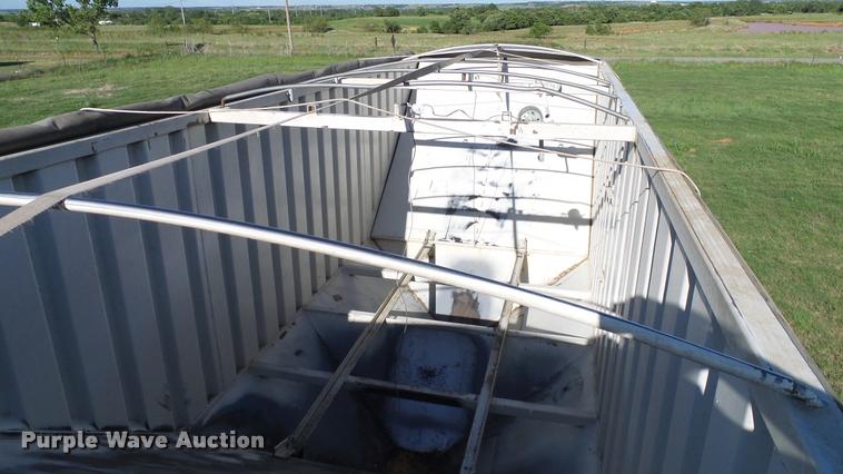 image for item DA6183 2005 Shop built double hopper grain trailer