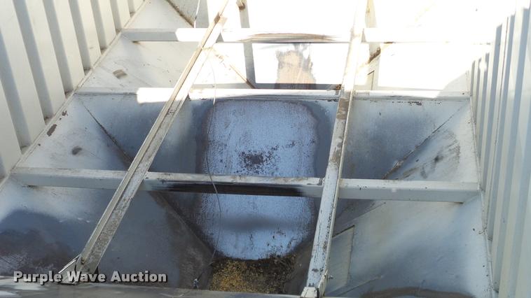 image for item DA6183 2005 Shop built double hopper grain trailer