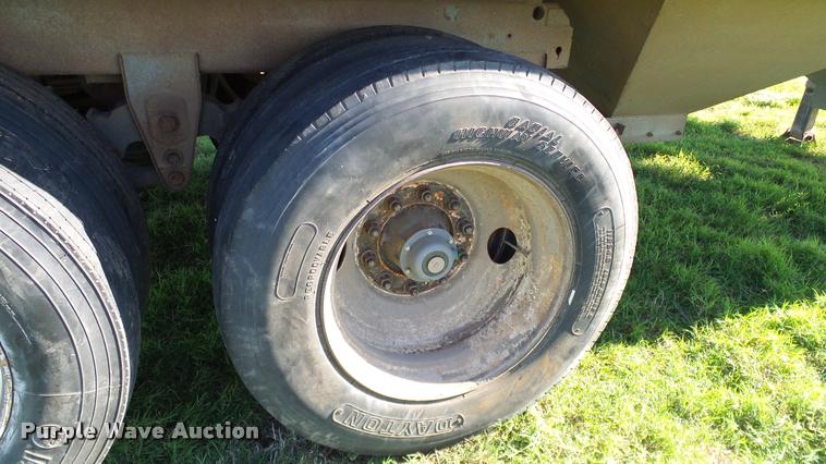 image for item DA6183 2005 Shop built double hopper grain trailer